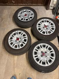 Ruote 175/65 R 14.  86T