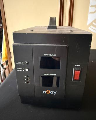 Stabilizzatore di tensione monofase da 3000 VA