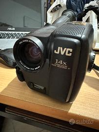 Videocamera jvc compact GR-ax260 vhsc no caricab