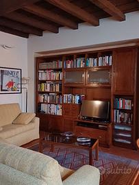 libreria polifunzionale in noce