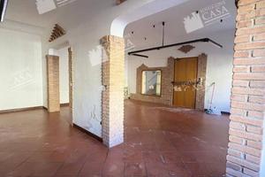 Immobile di 76 m² a Cento
