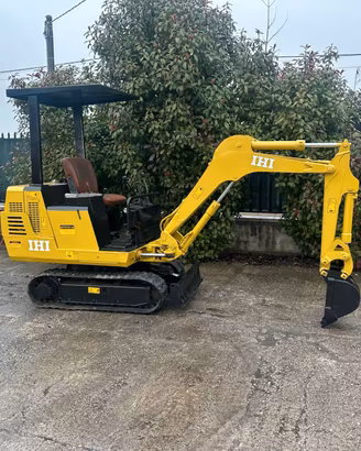 E224 - Escavatore 15 q IHI