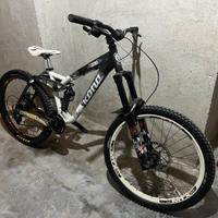 DownHill STINKY DELLA KONA tg M/L