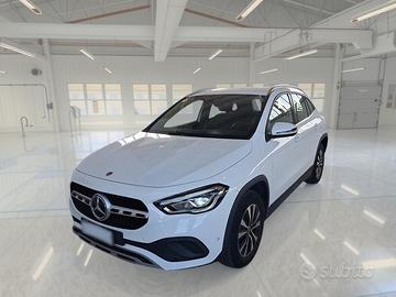 MERCEDES-BENZ GLA 250 AUTOMATICO EQ-POWER BUSINESS