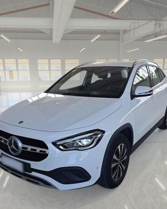 MERCEDES-BENZ GLA 250 AUTOMATICO EQ-POWER BUSINESS