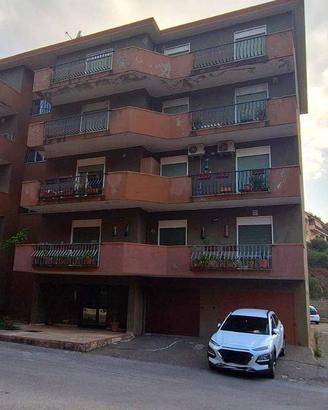 Camaro, complesso Andromeda, 4vani, con garage e