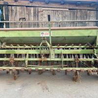 Trattore seminatrice