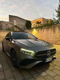 MERCEDES-BENZ A 250 e PLUG-IN HYBRID AMG LINE