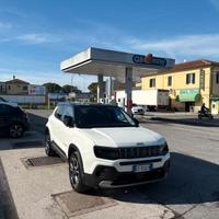 Jeep avenger summit