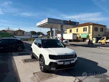 Jeep avenger summit