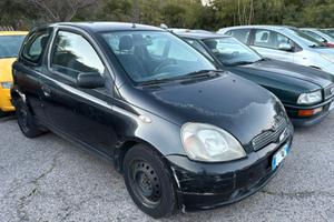 Toyota Yaris 1.3i 16V cat 3 porte Luna