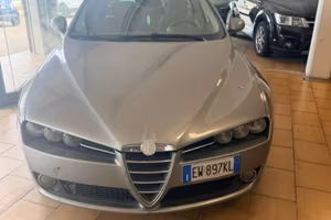 ALFA ROMEO 159 2.4 JTDm 200 CV Sportwagon Distin