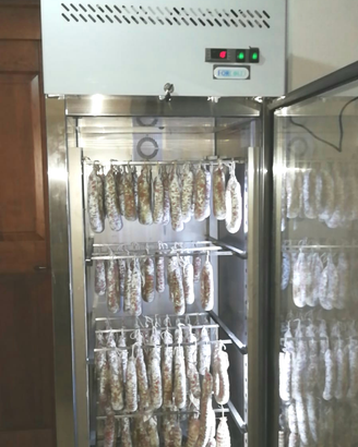 Stagionatura salami e formaggi