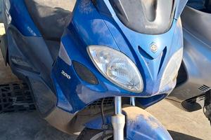 Piaggio X9 per ricambi