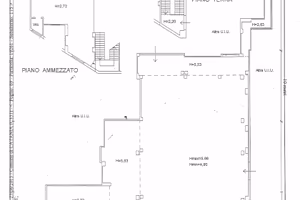 Viale africa locale commerciale mq 750