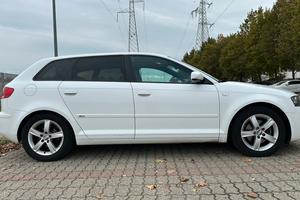AUDI A3 8P Sportback Sline