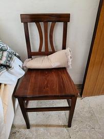 Set di 4 sedie da cucina in legno massello classic