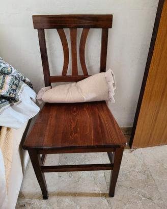 Set di 4 sedie da cucina in legno massello classic