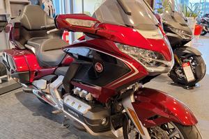 Honda GL 1800 TOUR DCT