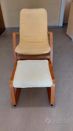 poltroncina ikea con poggiapiedi 