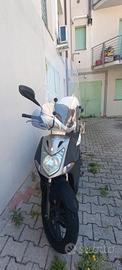 Scooter Kymco Agility 125