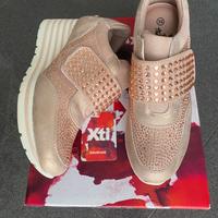 Sneakers laminate nudo con velcro e zeppa Xti n 36