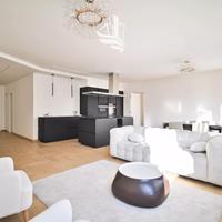 Attraente trilocale con posto auto a Merano - Via