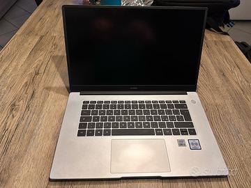 Huawei matebook D15