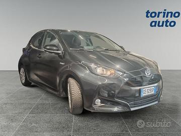 Toyota Yaris Hybrid Business