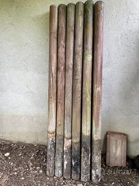 Pali in legno di pino