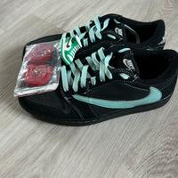 Jordan 1 low x travis scott (trattabile)