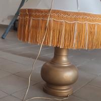 coppia di lampada e lampadario vintage