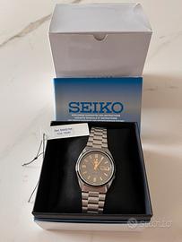 Seiko 5 SNXS75K1 - Full set