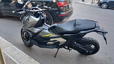 Honda X ADV 750  BLACK METALLIC  SPECIAL EDITION 
