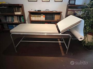 Lettino da visita per ambulatorio e studio medico