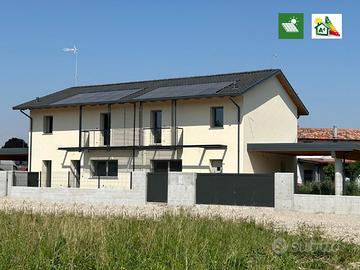VILLA BIFAMILIARE IN GREZZO AVANZATO - FINITURE...