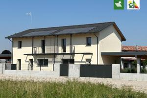 VILLA BIFAMILIARE IN GREZZO AVANZATO - FINITURE...
