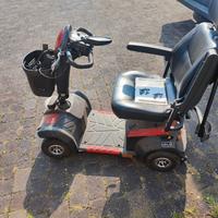 scooter elettrico anziani carrozzina 