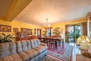 Iglesias, centro, attico prestigioso con garage