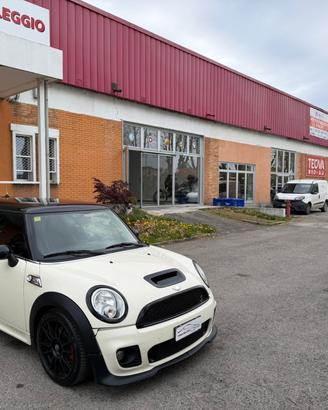Mini Cooper S Coupe 1.6 John Works Coupé