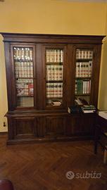 Libreria in legno massello 