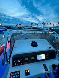 Bithia beach 8m con bagno e cucina_yamaha 300cv