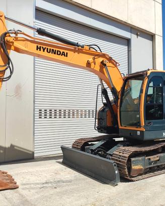 Escavatore cingolato usato HYUNDAI HX145