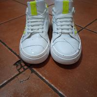 scarpe V2 taglia 43