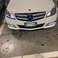 Mercedes benz 2012 w204