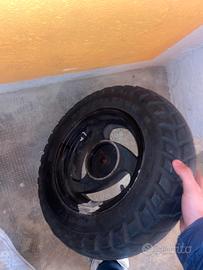 Cerchi con forcelle da 10 Piaggio NTT 