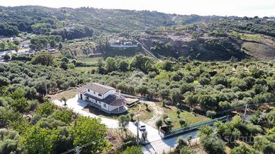 VILLA SINGOLA A MENTANA