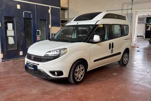 Fiat Doblo Tetto Alto auto per disabili usata
