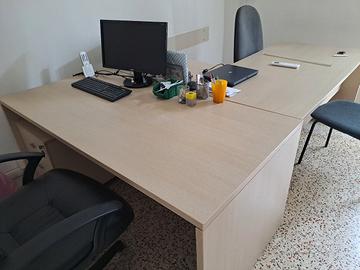 MOBILI UFFICIO