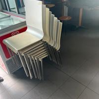 Sedie e tavoli bar